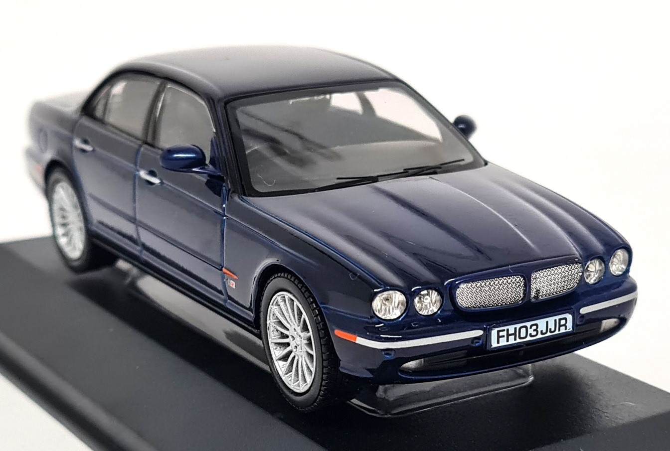 Vanguards 1/43 - Jaguar XJR Pacific Blue Diecast Scale Model Car