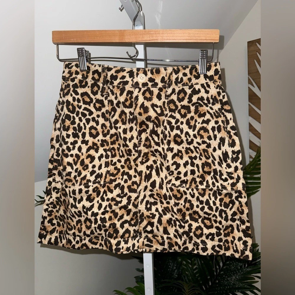 J.Crew Utility Leopard Cotton Zip Mini Skirt BK714 , size 6