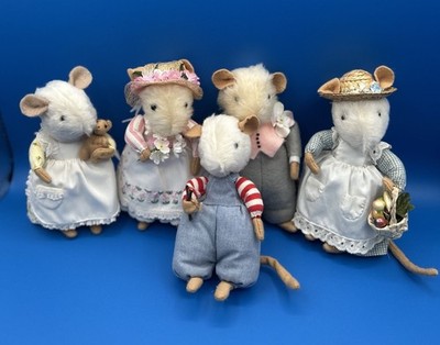 Storybook Felted Mouse Dolls Brambly Hedge Style Cottagecore Vintage Lot Of Five