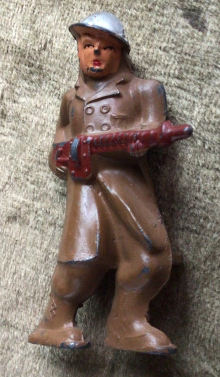 Barclay Manoil 785 Standing Machine Gunner in Trenchcoat 1930s Vintage Excellent