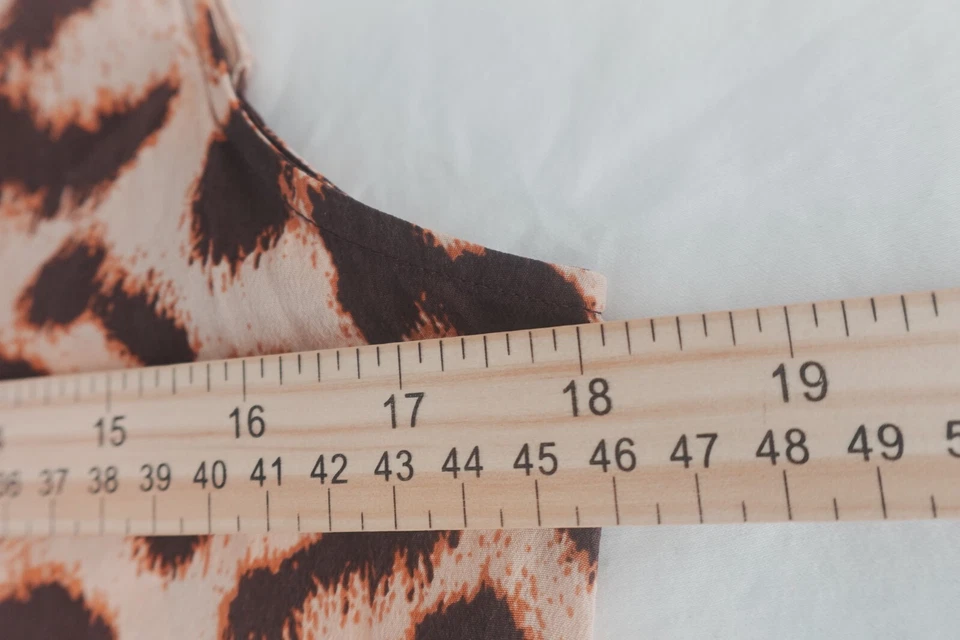 Blusa Equipment Mujer Estampado Leopardo XS Sin Mangas Seda Animal Abotonada Foto 4 de 4