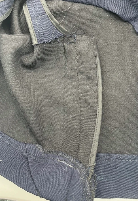 Burberry Brit ALTERED Navy Long Sleeve Logo-Button Front Sheath Dress sz 6 - Image 4 of 4