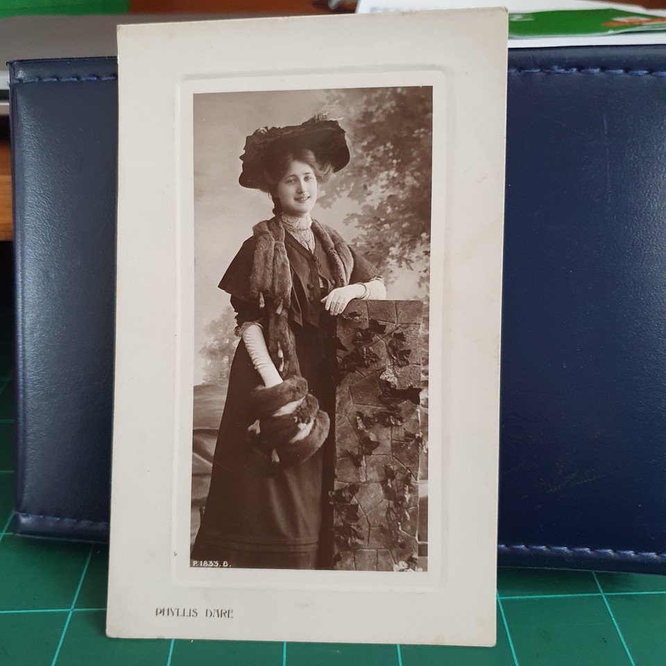 GENEALOGY POSTCARD FREEMAN C/O ROLLET 9 VOISINS COTS ELIZABETH LANE ST