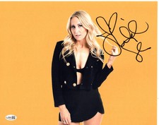Nikki Glaser signed 11x14 Photo - Comedian JSA Authentication