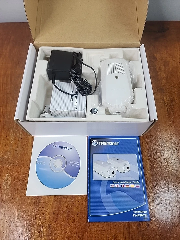 TRENDnet TV-IP501W ProView Wireless Internet Camera Open Box New - Image 2 of 4