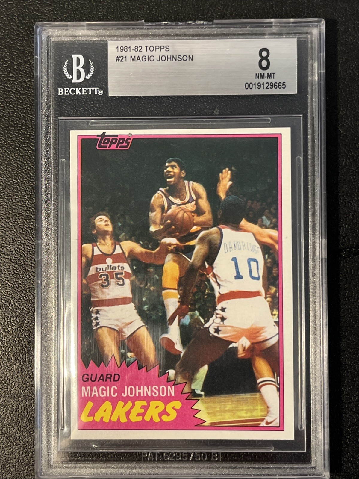 1981-82 Topps - Magic Johnson #21 Beckett 8 E69