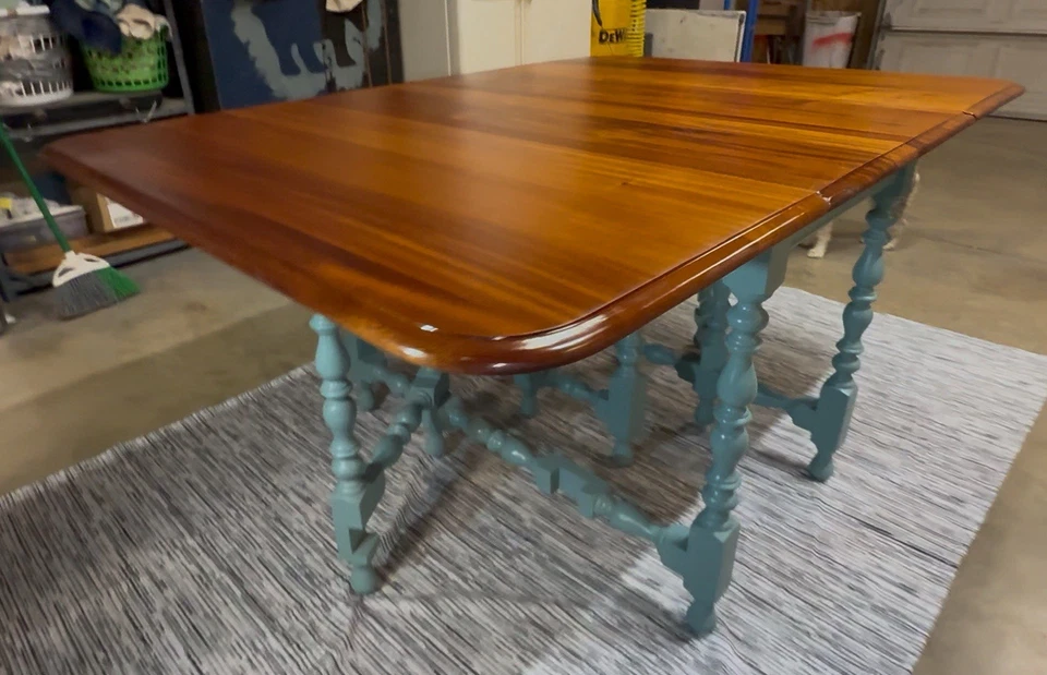 Mesa de comedor estilo renacimiento jacobeo con patas de puerta inglesa restaurada de principios de 1900 Foto 3 de 4