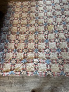 Vintage Double Wedding Ring Quilt 82” x 95”