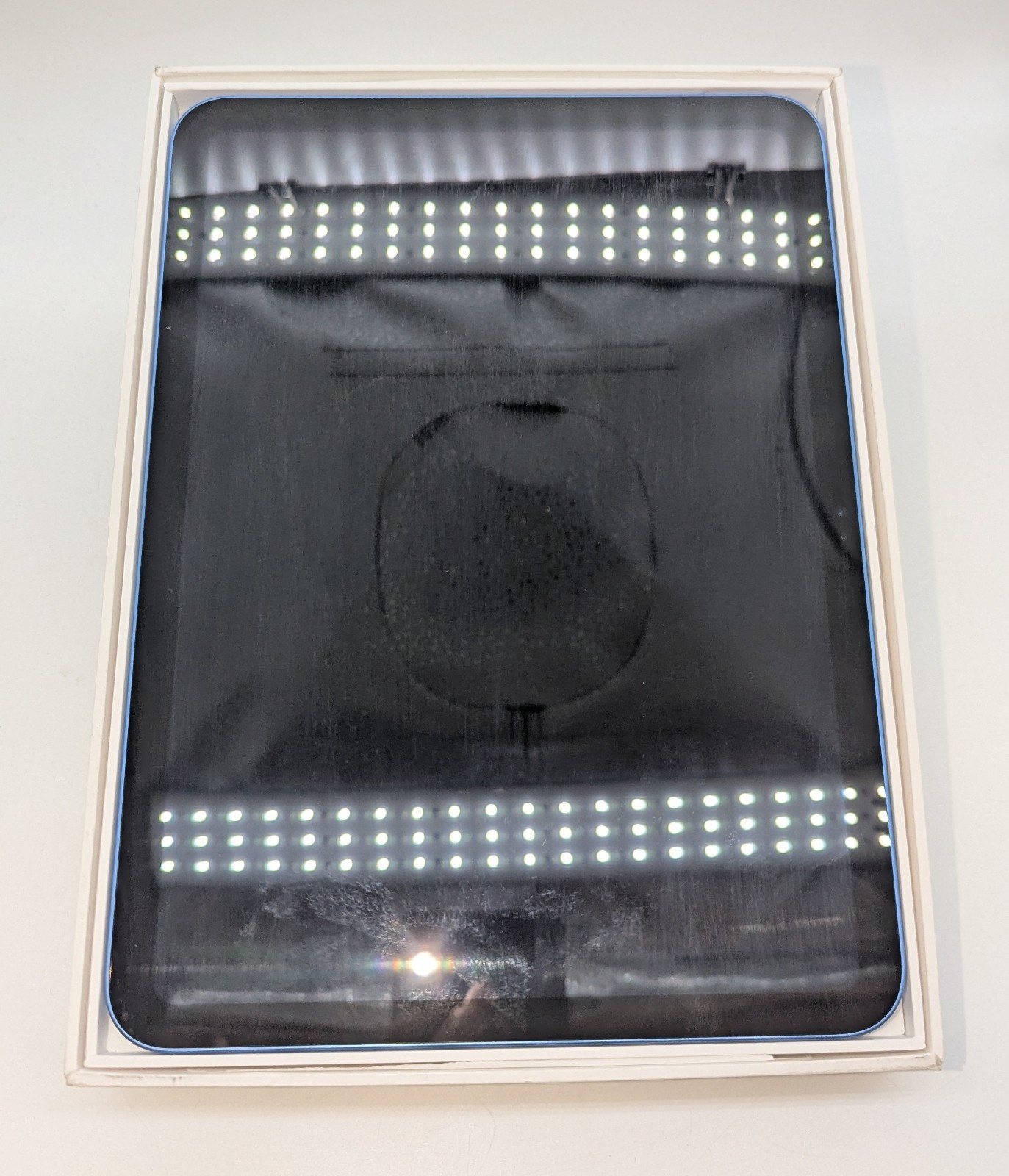Apple iPad 10th Gen 10.9" 64GB Wi-Fi Blue Boxed MCM84B/A A2696 (B) image 3