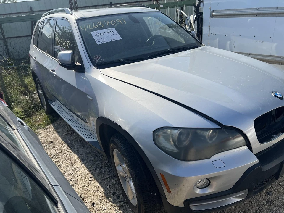 Motor de arranque usado se adapta a: BMW X5 3.0 2009 grado A Foto 3 de 4