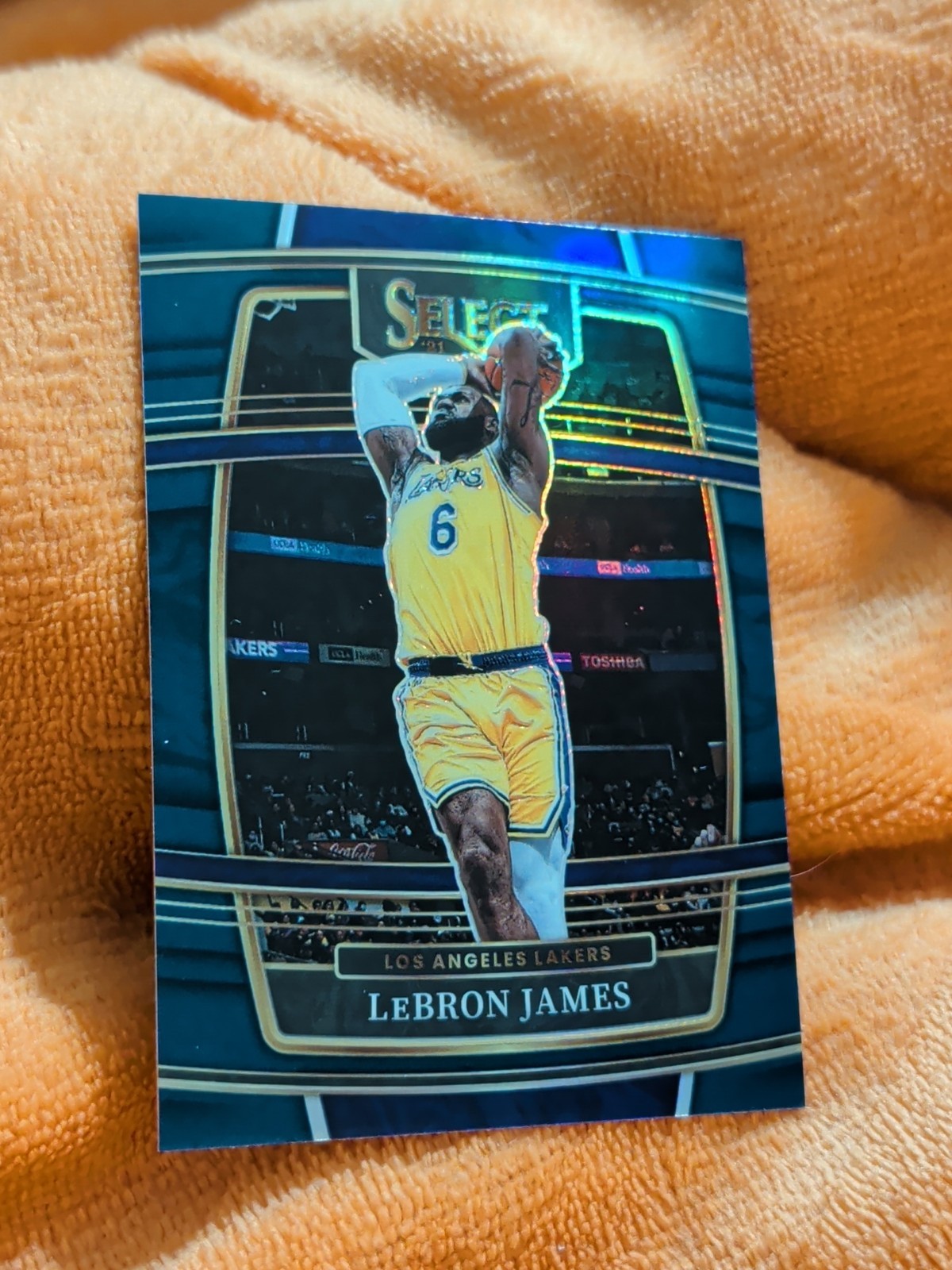 2021-22 Panini Select - Concourse LeBron James #100 Blue Prizm MINT