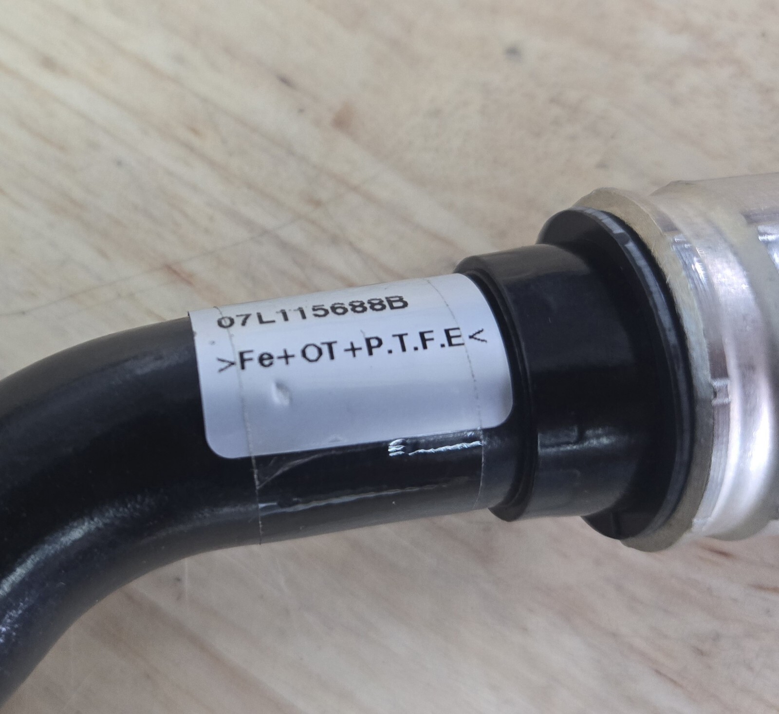 Brand NEW OEM Lamborghini Gallardo Oil Pipe - 07L115688B Msrp Of $808