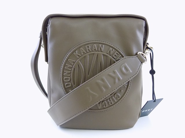 dkny tilly circa logo crossbody