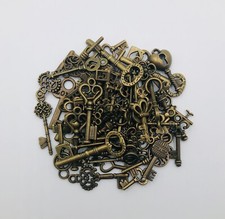 6 Random Bronze Tone Keys Charms Crafting Craft Metal Pendant  0.75" - 1.3" Inch