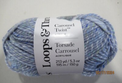 L&T CAROUSEL TWIST...JEAN SHORTS