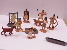 Safari LTD Powhatan Native American 11 pcs Mini 2" Figures Diorama