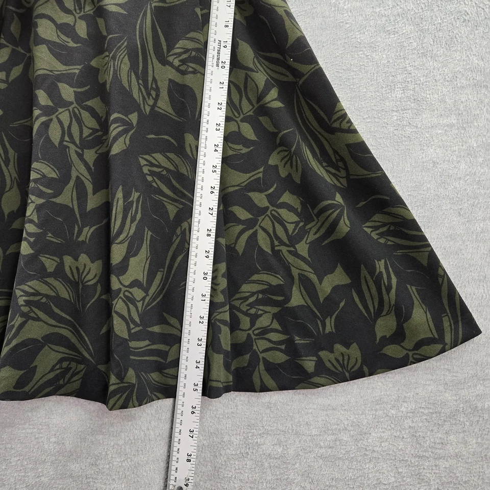 Vestido de mujer Alfani 8P negro floral calce y acampanado manga corta Foto 4 de 4