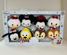 Disney Store Tsum Tsum Holiday Series Plush Set
