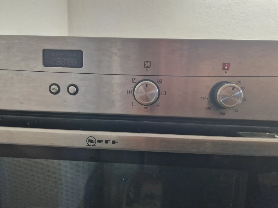 Neff Einbaubackofen Edelstahl, Umluft, Pizzafunktion, Grill - Bild 2 von 4