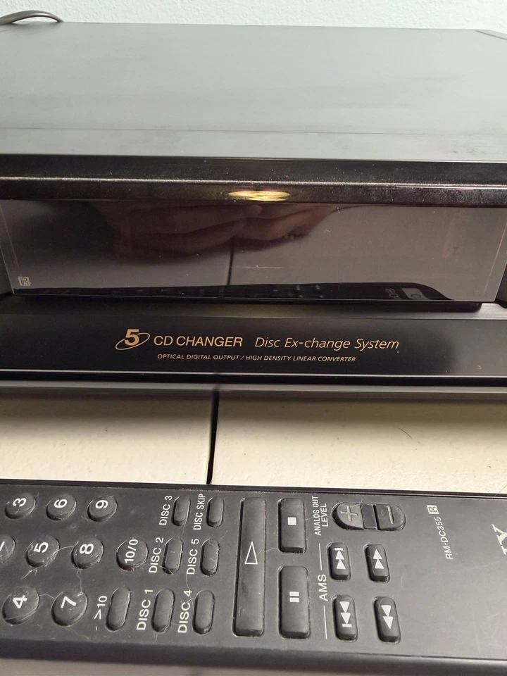 Sony CDP-CE345 5-Disc CD Changer and Player with OEM Remote - Image 3 of 4