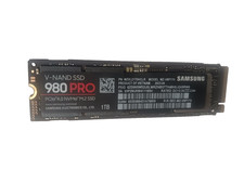 Samsung 980 PRO 1TB PCIe 4.0 NVMe M.2 2280 Internal SSD MZ-V8P1T0