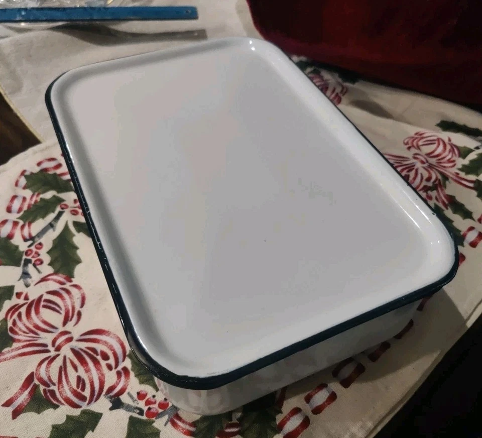 White Enamelware Refrigerator Storage Crisper Box Rectangle - Image 3 of 4