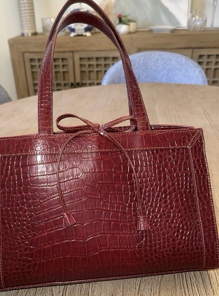 Liz Claiborne ROJO Cocodrilo Cuero Repujado Bolso Cartera Rojo/Borgoña Foto 2 de 2