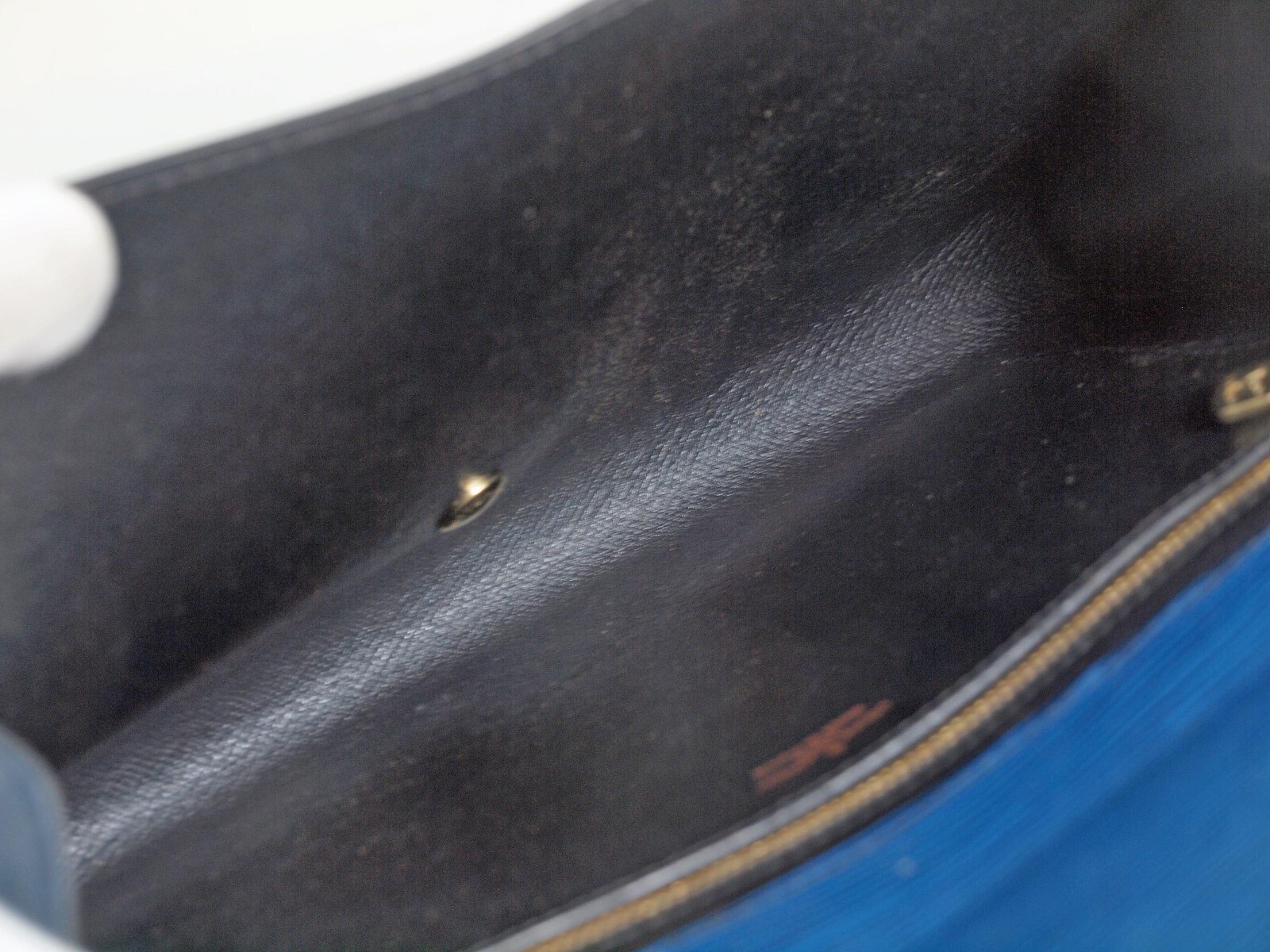 Picture 17 of 21