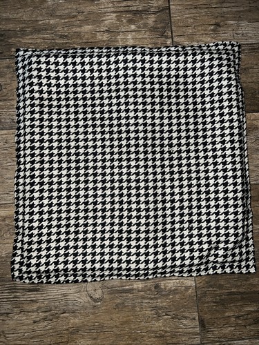 Ralph Lauren Polo Throw Pillow houndstooth pattern 100% Linen 18” Cover B/W
