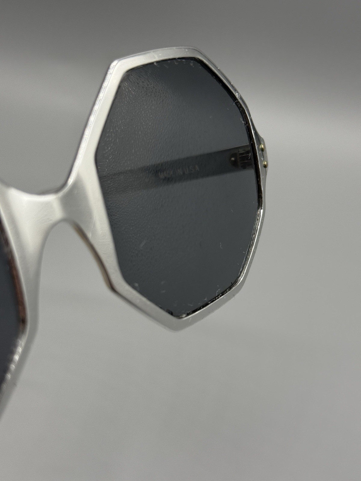 Vintage Sunglasses Mod Frames Silver Octagon Meta… - image 12