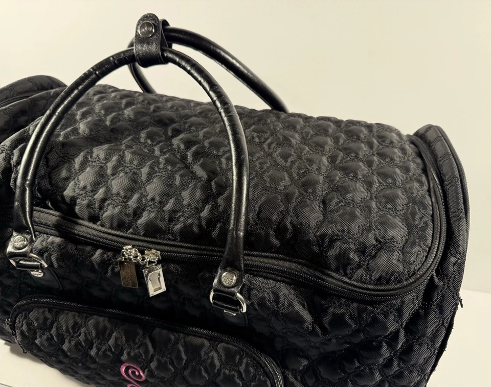 THIRTY ONE ACOLCHOADO ROLLING DUFFLE / CARRY ON, Preto, Cabo Oculto, Monograma S - Imagem 3 de 4