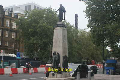 Foto 12x8 Blick auf den King Edward II Brunnen von Whitechapel Road Stepn c2015