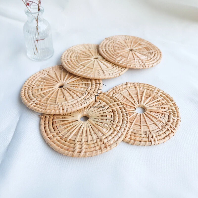 4 Sottobicchieri in Rattan, Tovagliette Rotonde Isolate Intrecciate