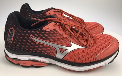 mizuno wave 11
