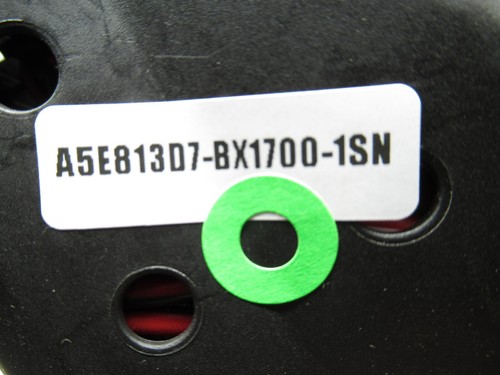 2011-2017 Volkswagen TOUAREG ENGINE FUSEBOX 7P0941828A OEM - Picture 8 of 8