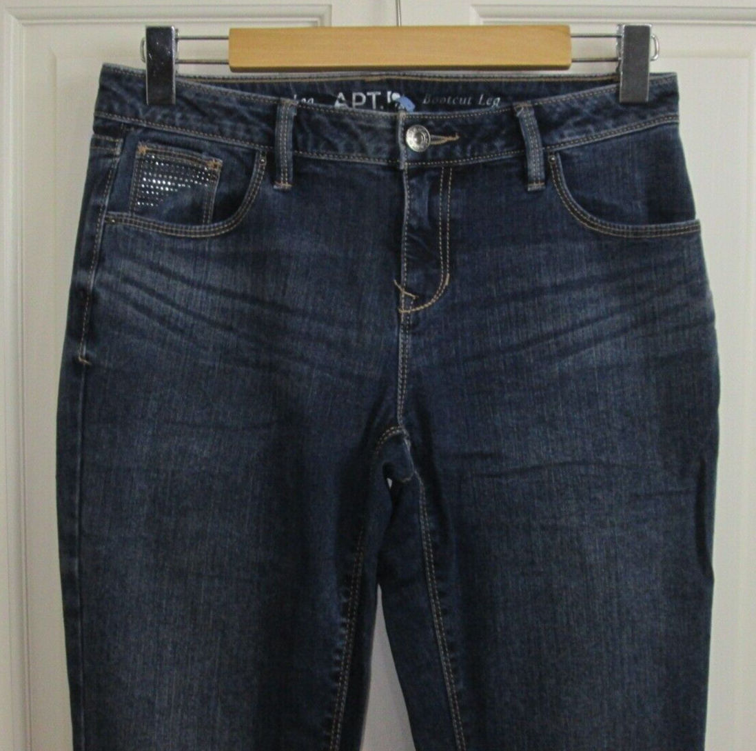 Apt 9 Bootcut Jeans Womens Size 4 30x31 Distressed Embellished