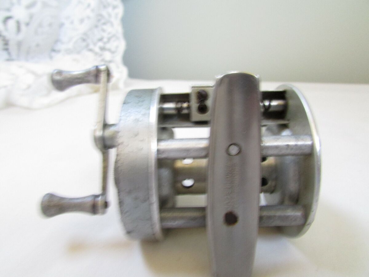 Langley Lake Cast Model 350 Fishing Reel | eBay Langley Lake Cast Model 350 Fishing Reel | eBay