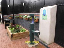 Photo 6x4 Water bottle refill drinking fountain North Acton tube station  c2018