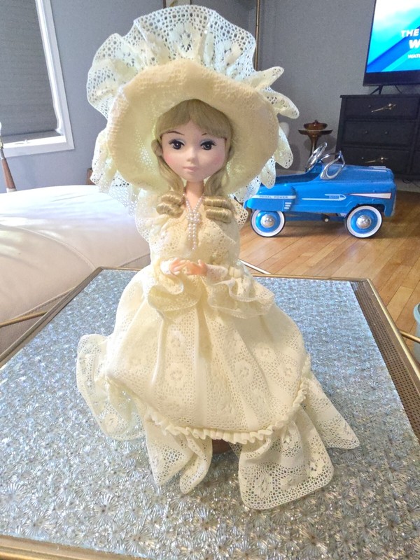 Vintage Bradley Doll Collector's Southern Belle 13" With Stand