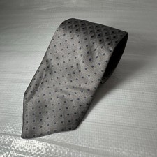 Classic DKNY Men  s Neck Tie Gray With Blue Diamond Pattern 100 Silk EUC