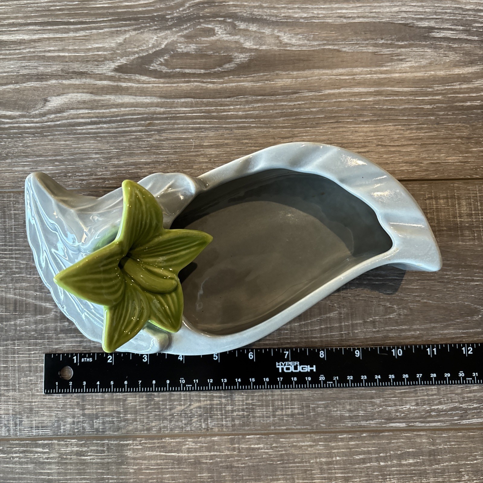 Vintage Mid Century Royal Haeger Pottery Planter Vase~ Gray w/ Green Lily