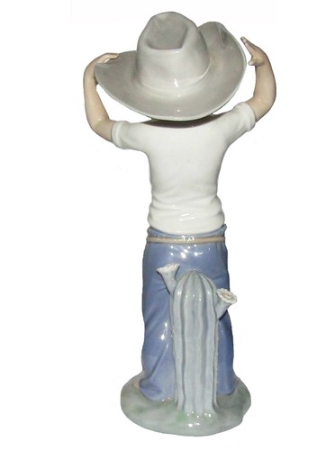 NAO by Lladro Figurine ' Big hat ' cowboy #0182 ornament (MD51) - Picture 5 of 6