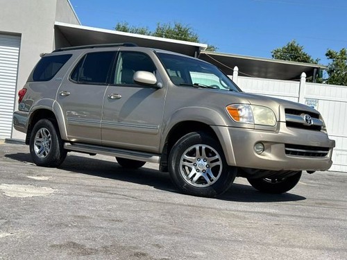 2005 Toyota Sequoia SR5 Sport Utility 4D - Picture 6 of 12