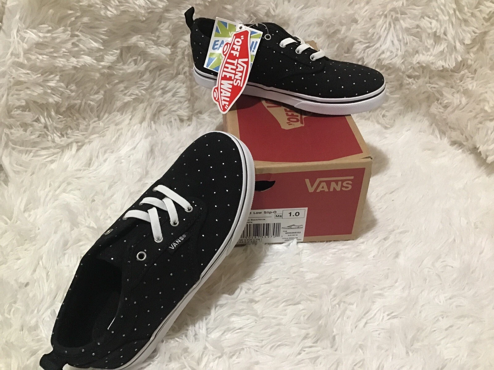 Vans Atwood slip on basso (tela) nero mini borchie bambina taglia 1 nuovo con scatola