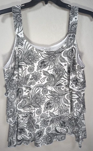Dressbarn 2X Black White Tank Paisley Blouse Ruffle Front Crinkle Fabric