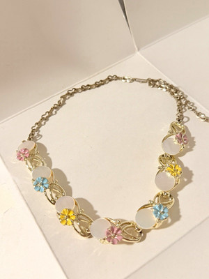 Vintage 1960s MOP Mother of Pearl Enamel Floral Gold Tone Choker Necklace