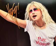 Hayley Williams (PARAMORE) Signed 8x10" Authentic Original Autograph w/COA