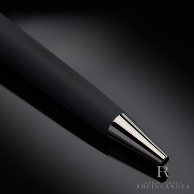 Montblanc Meisterstück Midsize Ultra Black Edition Ballpoint Pen