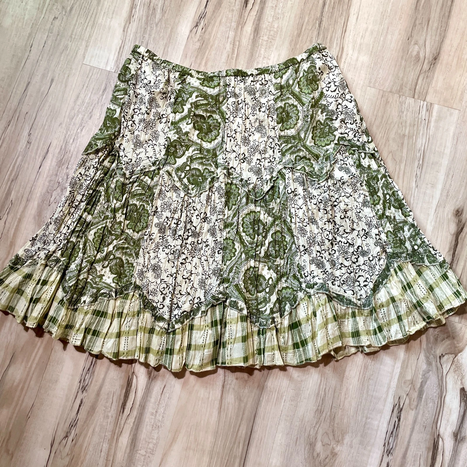 Phool Knee length Skirt, Bohemian Fully Lined, Green Patterned, Size: Large