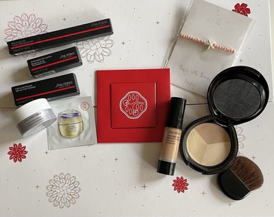 Shiseido Beauty Paket, Lipstick, Lidstrich, Wimpernserum, Make-up, Clutch,8Teile